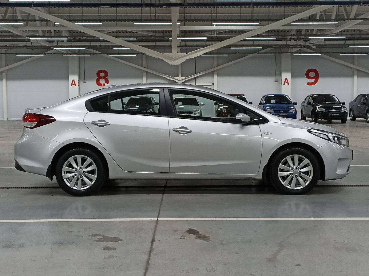 Kia Cerato с пробегом — 2018 год. Фото: #3