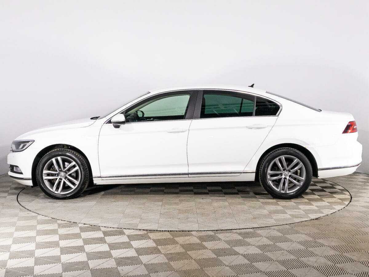 Volkswagen Passat с пробегом — 2017 год. Фото: #7