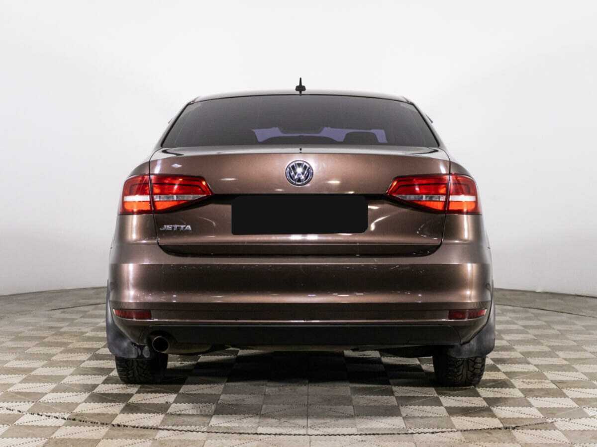 Volkswagen Jetta с пробегом — 2015 год. Фото: #5