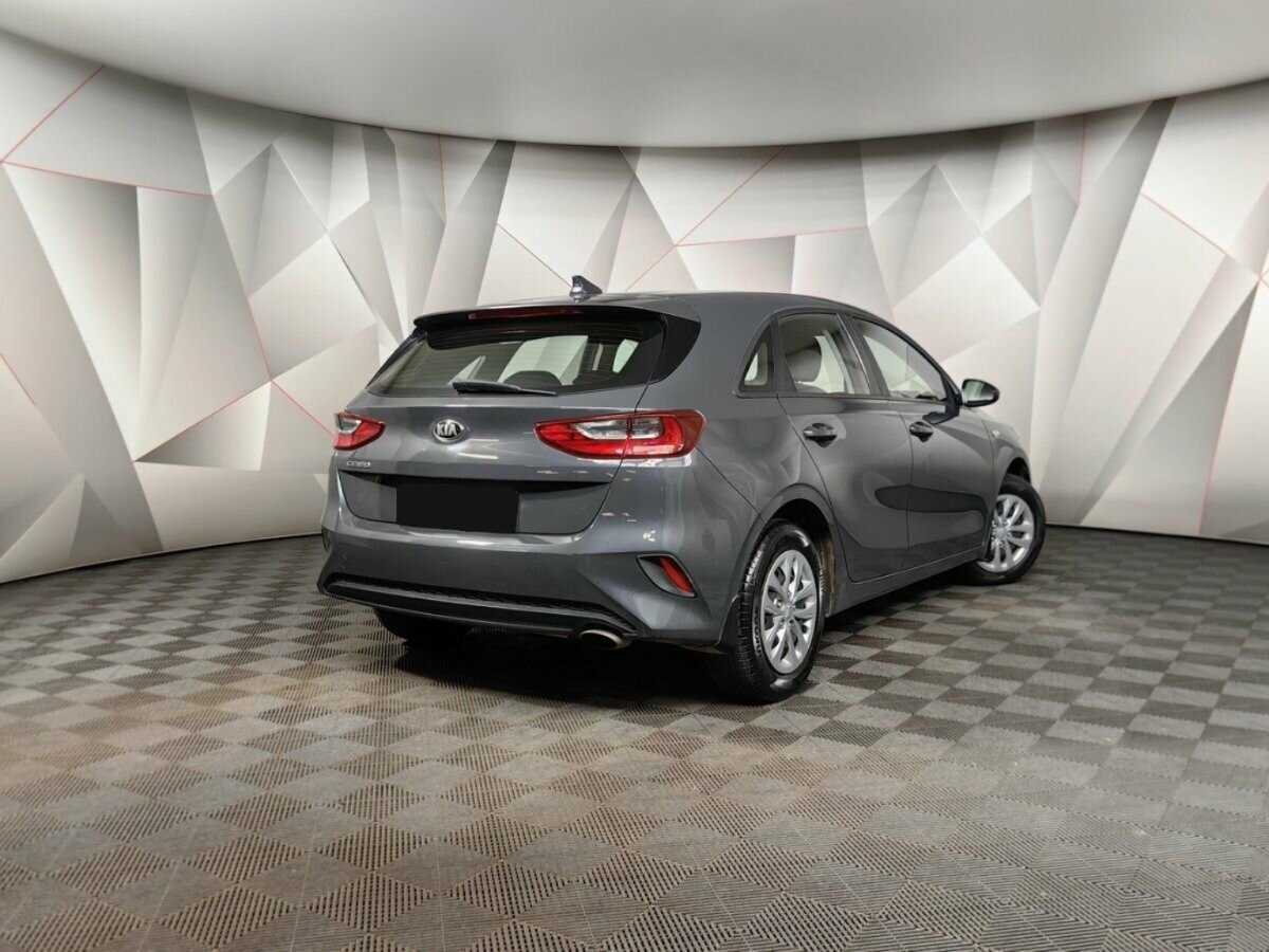 Kia Ceed с пробегом — 2018 год. Фото: #1