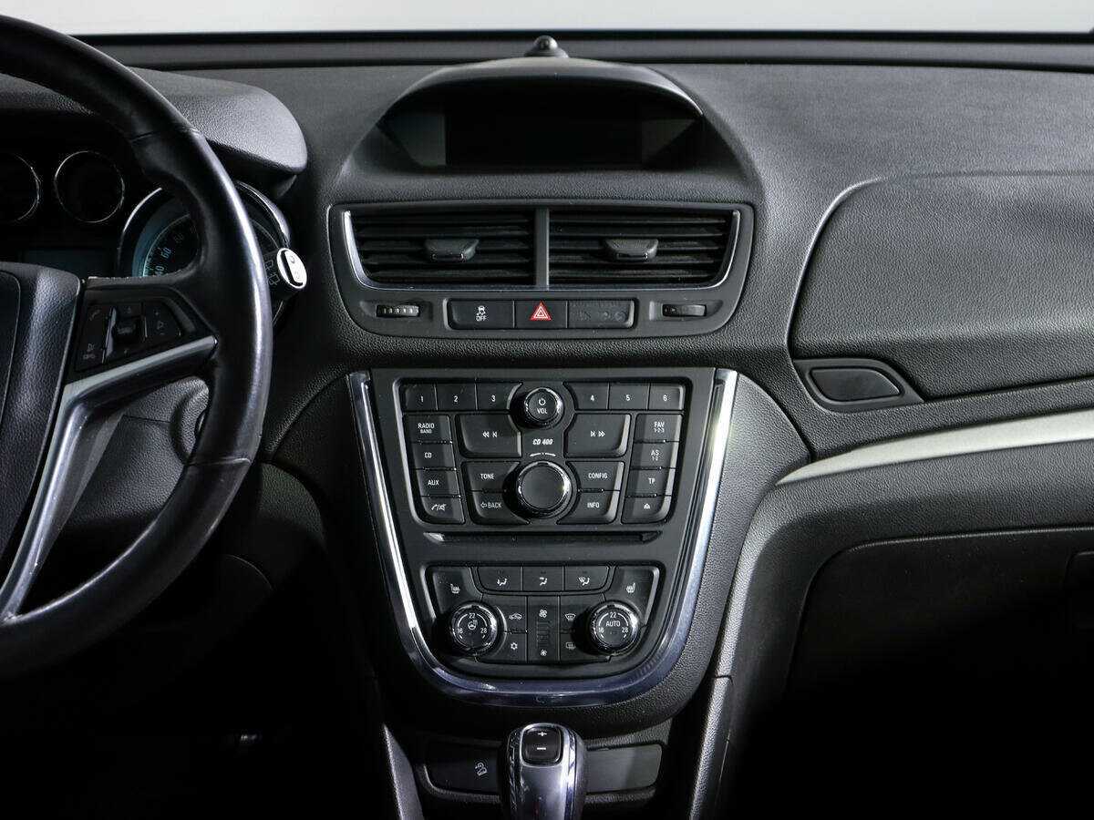 Opel Mokka с пробегом — 2012 год. Фото: #10