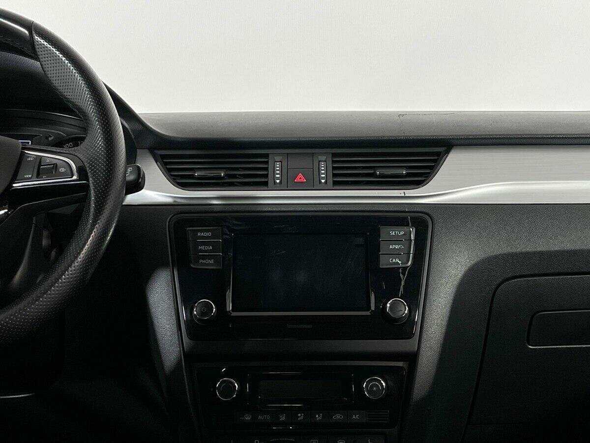 Skoda Rapid с пробегом — 2019 год. Фото: #11