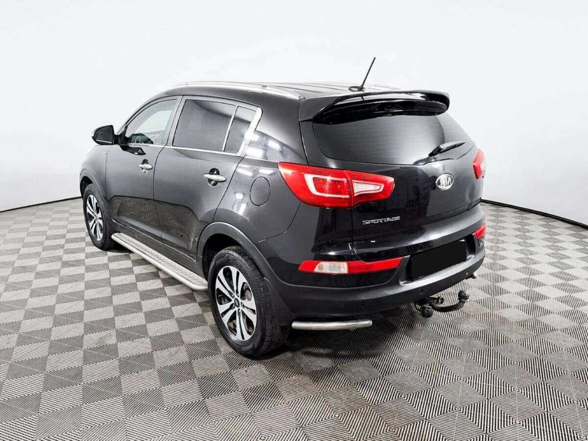 Kia Sportage с пробегом — 2012 год. Фото: #6