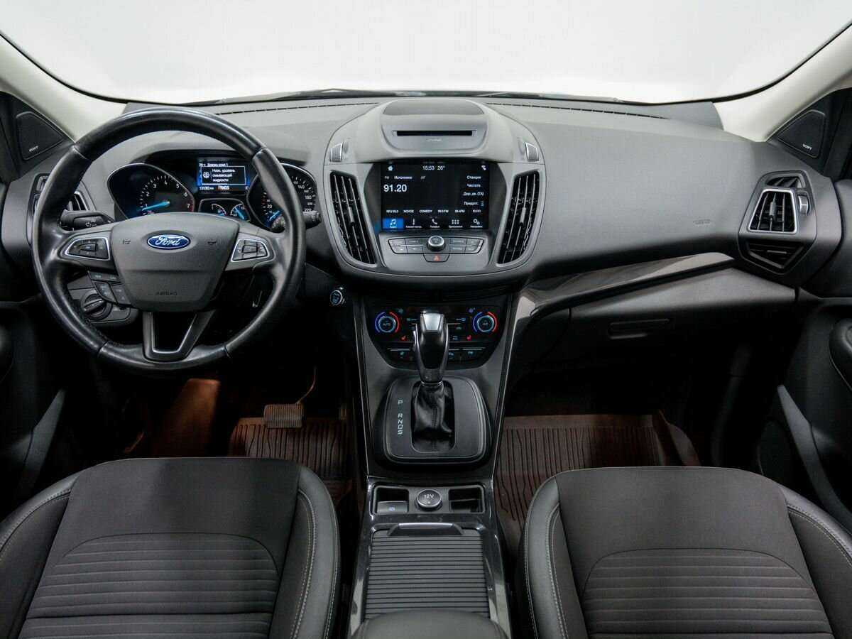Ford Kuga с пробегом — 2019 год. Фото: #13