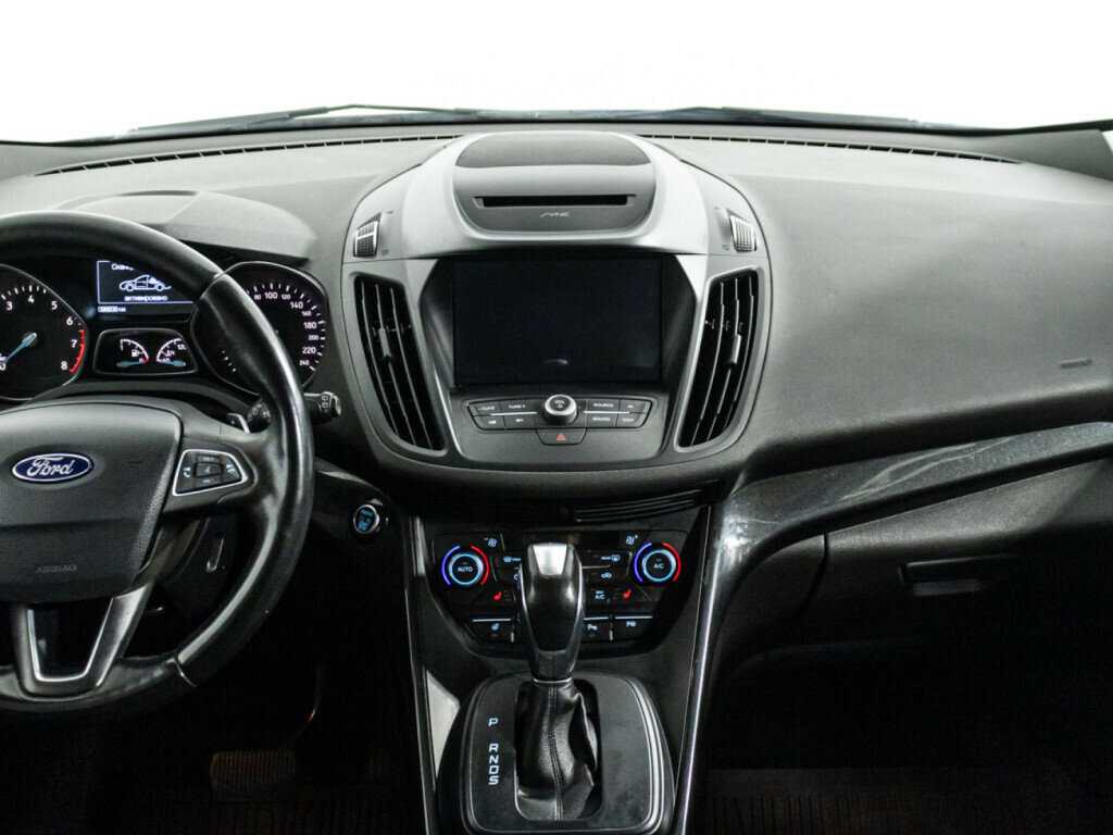 Ford Kuga с пробегом — 2018 год. Фото: #13
