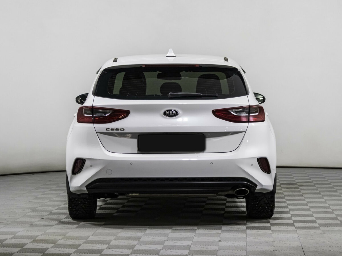 Kia Ceed с пробегом — 2021 год. Фото: #4