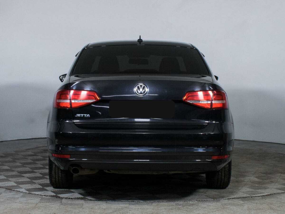 Volkswagen Jetta с пробегом — 2015 год. Фото: #5
