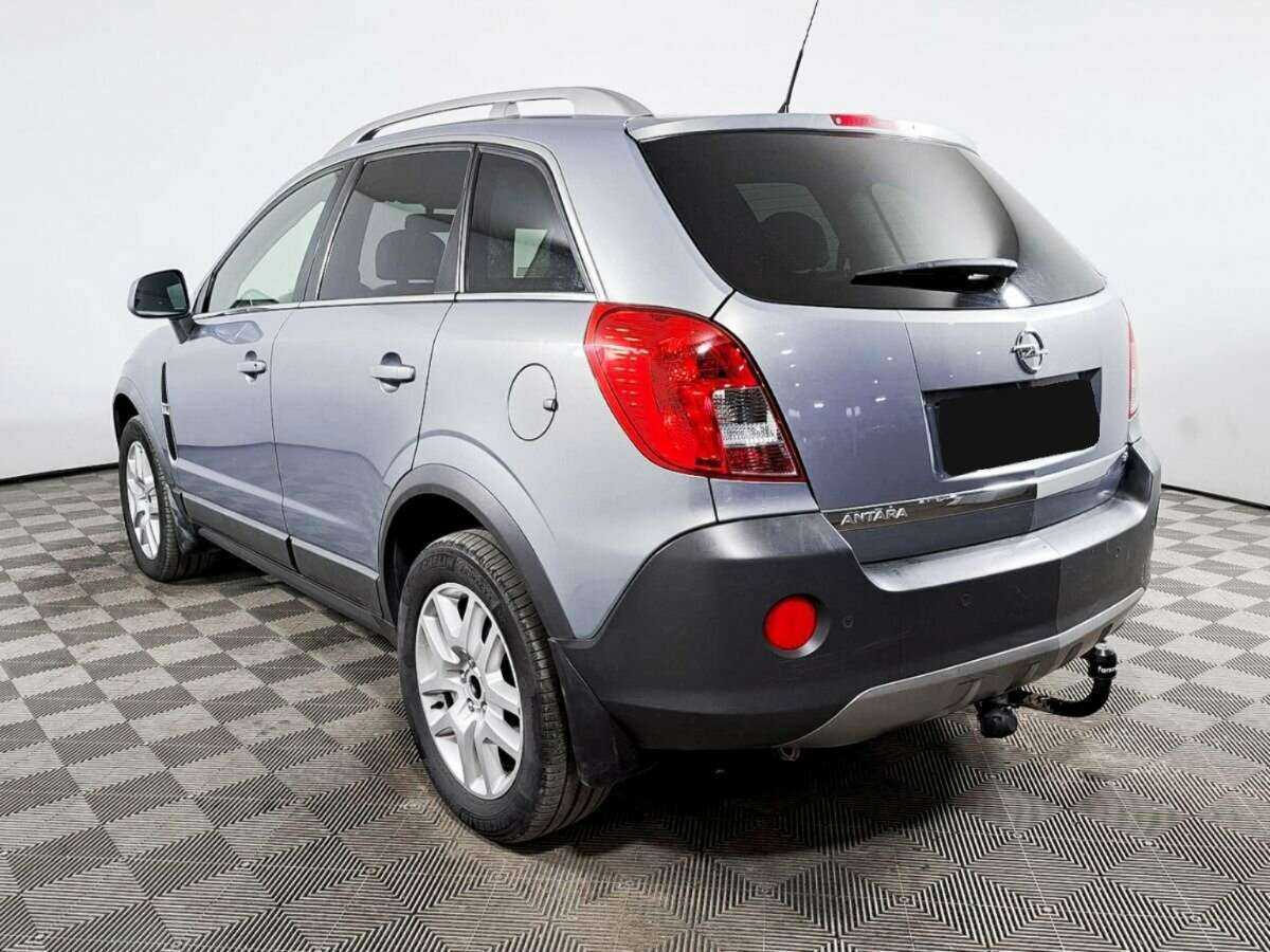 Opel Antara с пробегом — 2013 год. Фото: #3