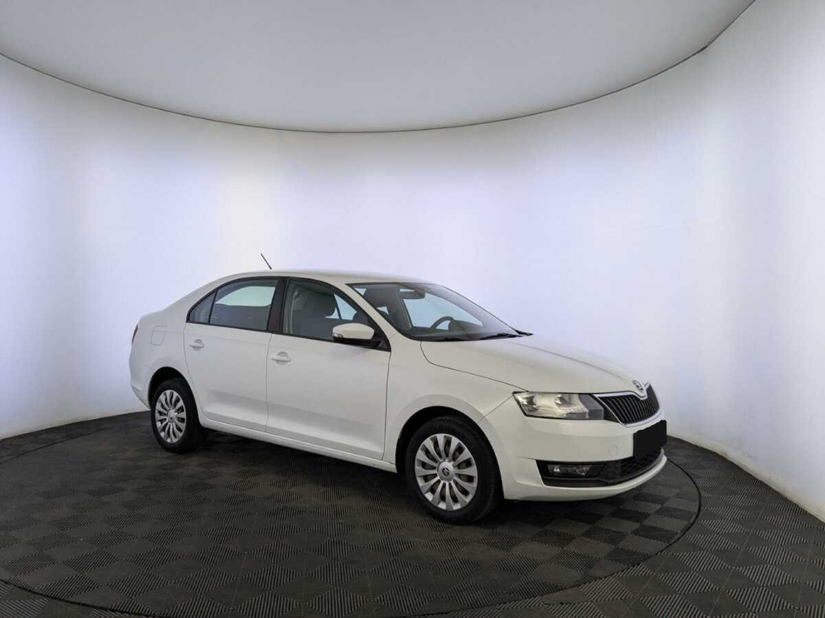 Skoda Rapid с пробегом — 2019 год. Фото: #2