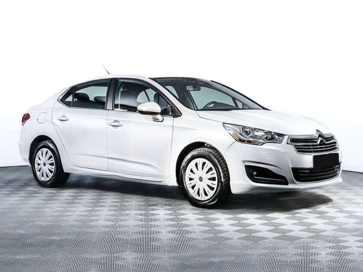 Citroen C4 с пробегом — 2015 год. Фото: #2