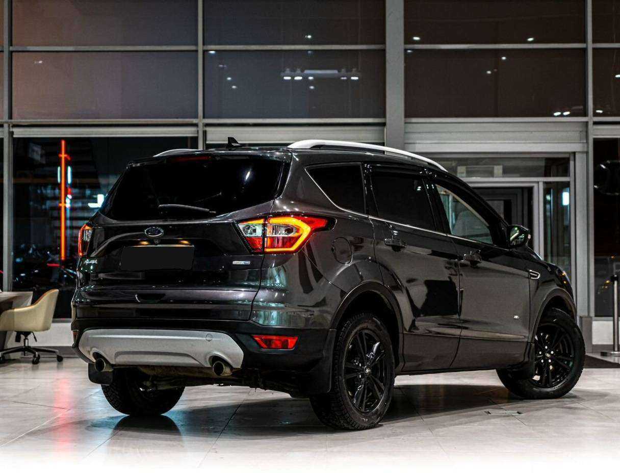 Ford Kuga с пробегом — 2018 год. Фото: #2