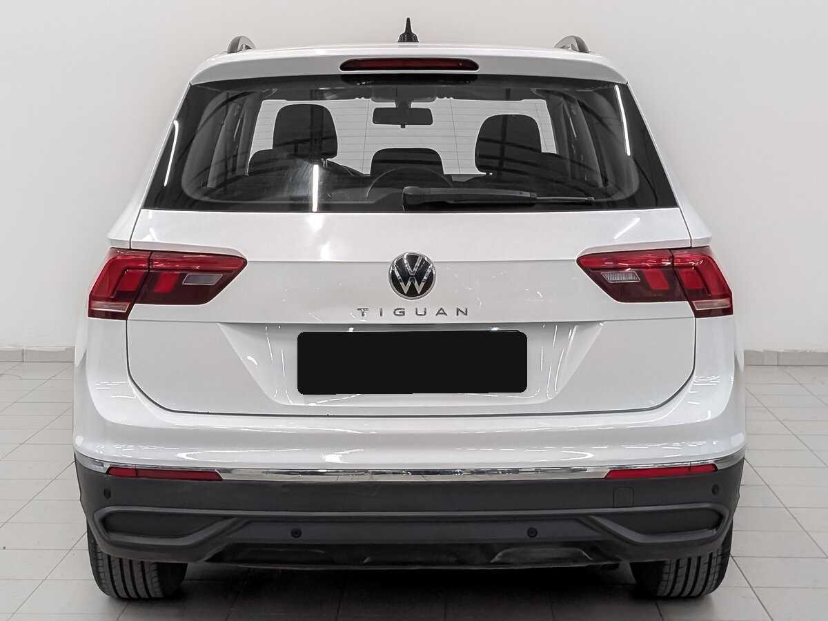 Volkswagen Tiguan с пробегом — 2021 год. Фото: #5