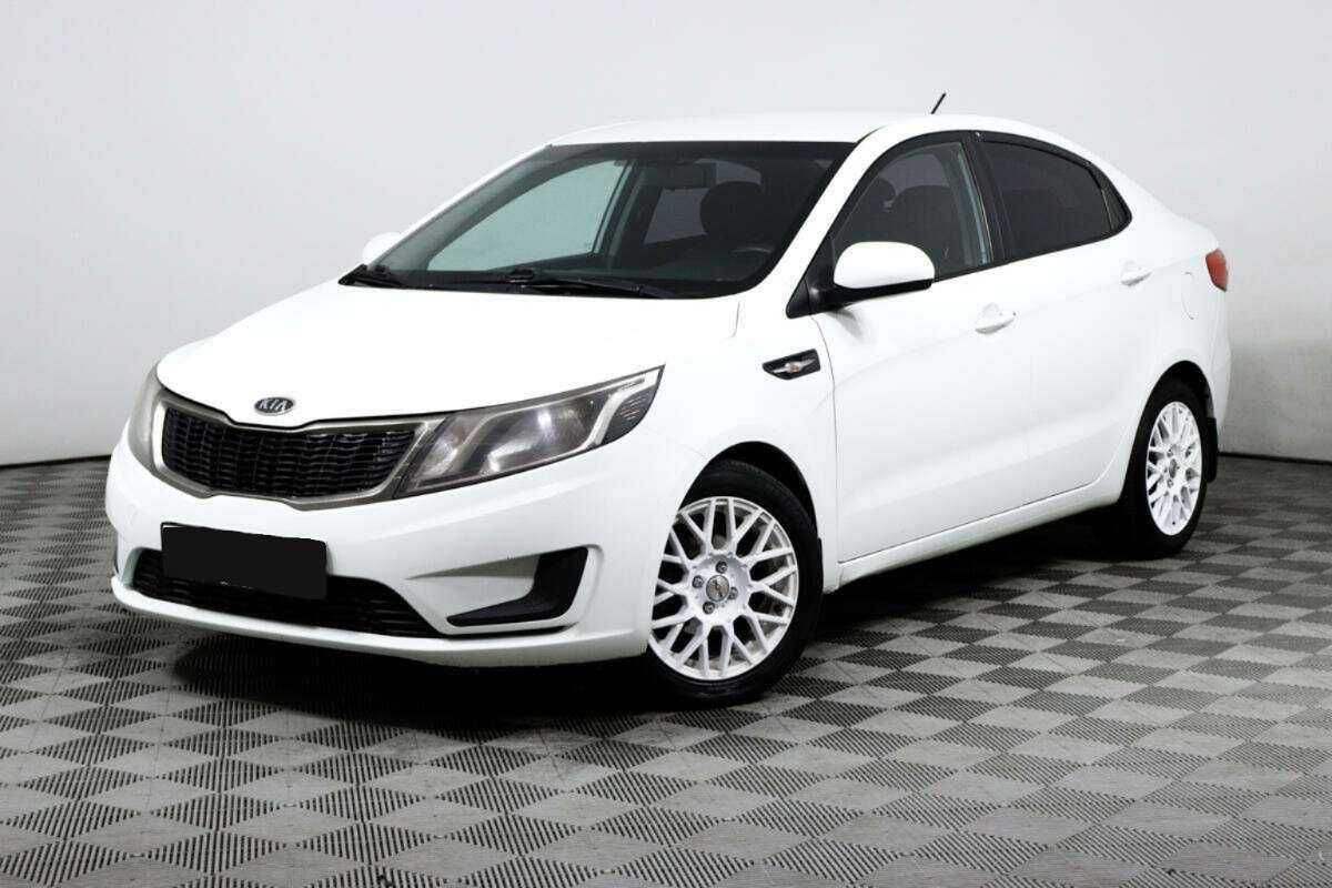 Kia Rio с пробегом — 2012 год. Фото: #0