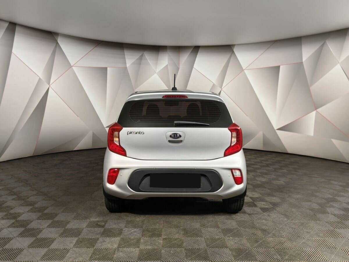 Kia Picanto с пробегом — 2017 год. Фото: #7