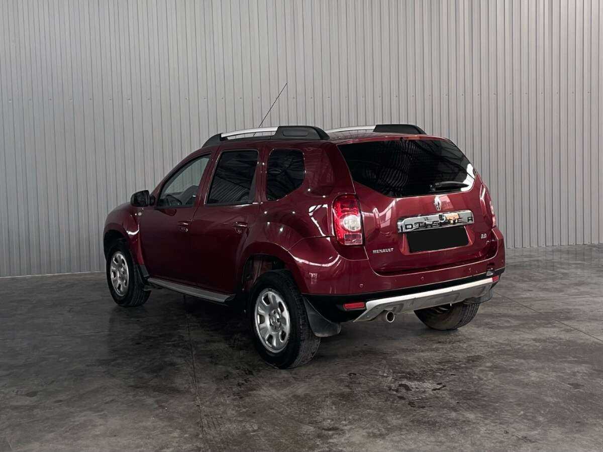 Renault Duster с пробегом — 2012 год. Фото: #6