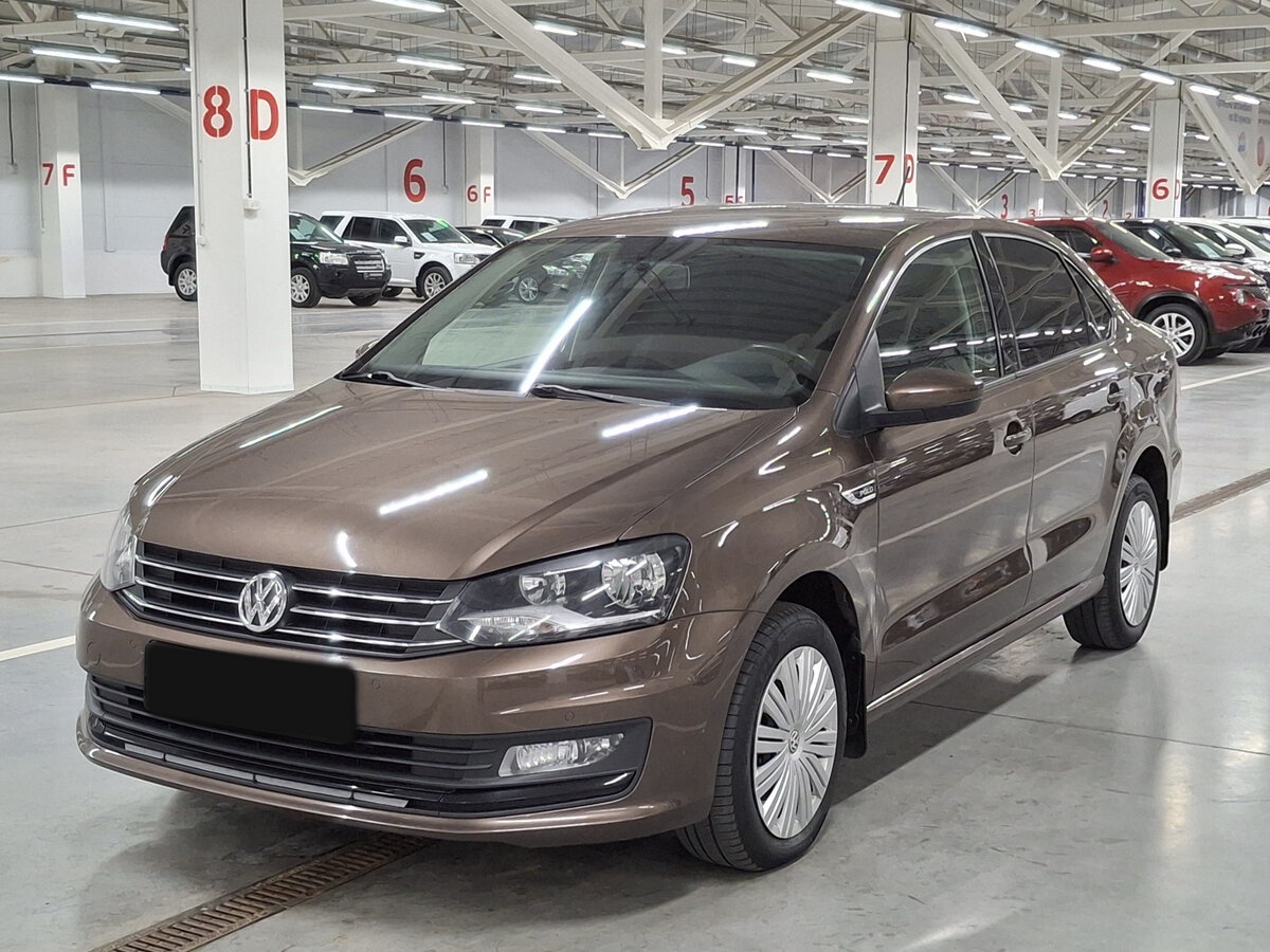 Volkswagen Polo с пробегом — 2018 год. Посмотреть фото