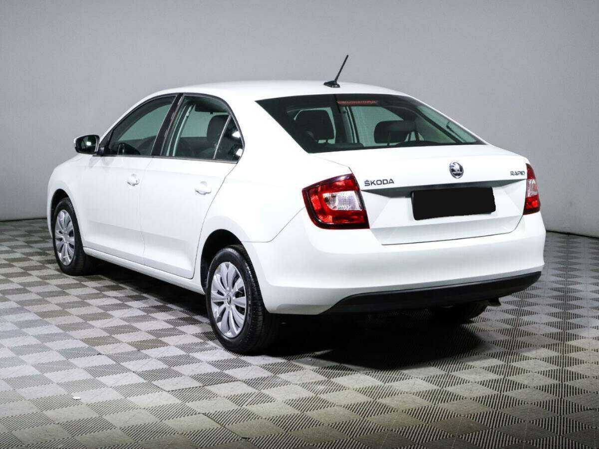 Skoda Rapid с пробегом — 2018 год. Фото: #5