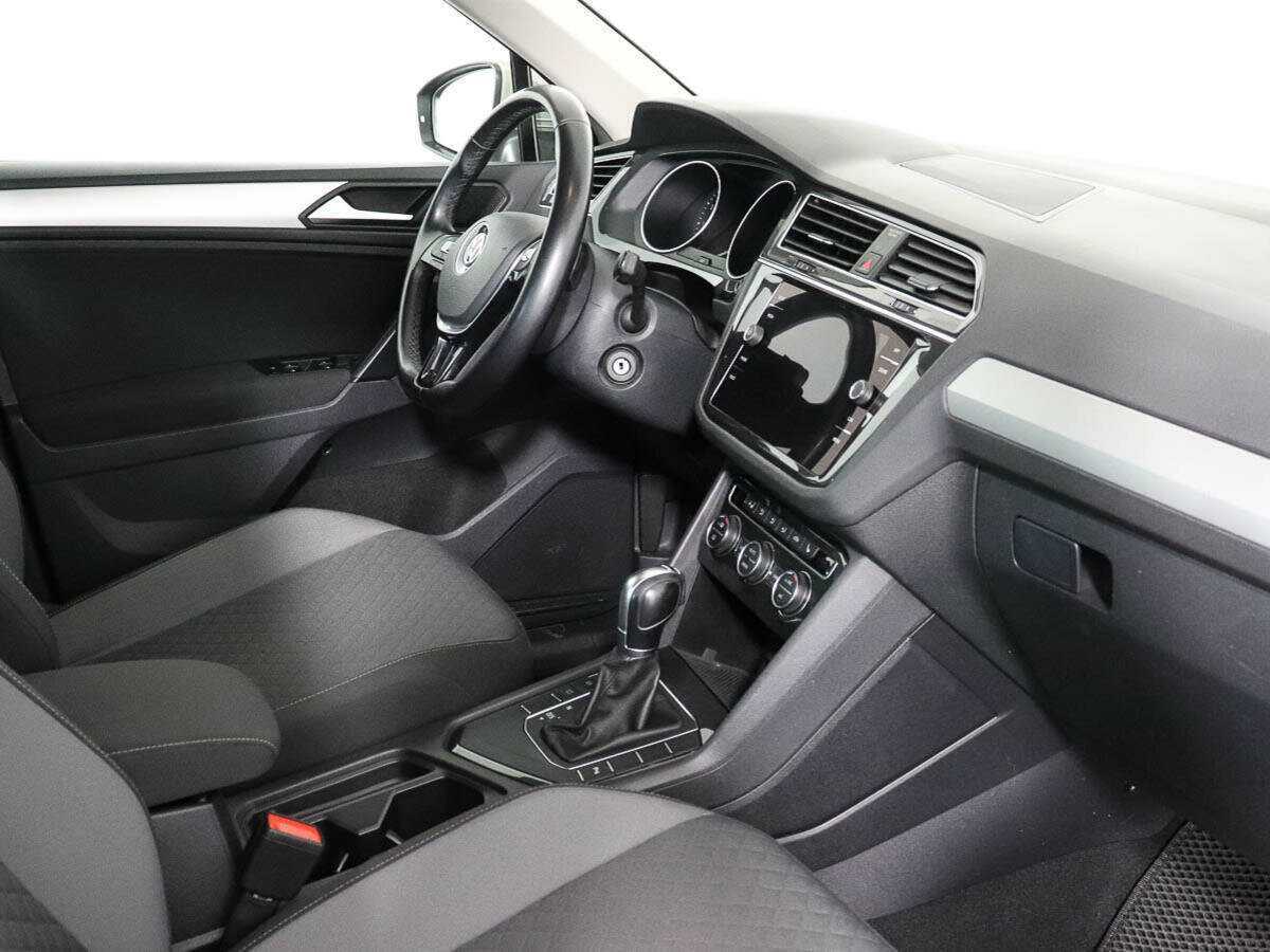Volkswagen Tiguan с пробегом — 2018 год. Фото: #5