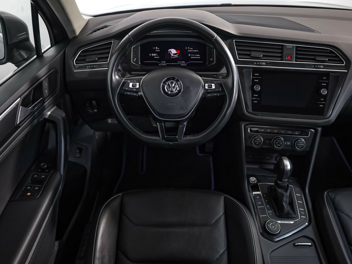 Volkswagen Tiguan с пробегом — 2019 год. Фото: #6