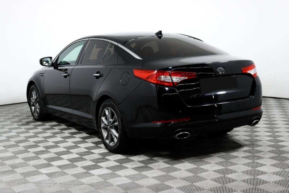 Kia Optima с пробегом — 2012 год. Фото: #6