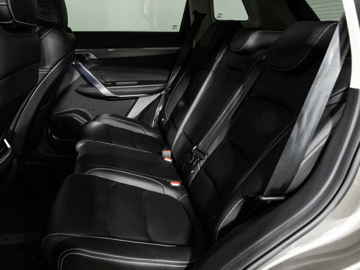 Geely Atlas Pro с пробегом — 2022 год. Фото: #9