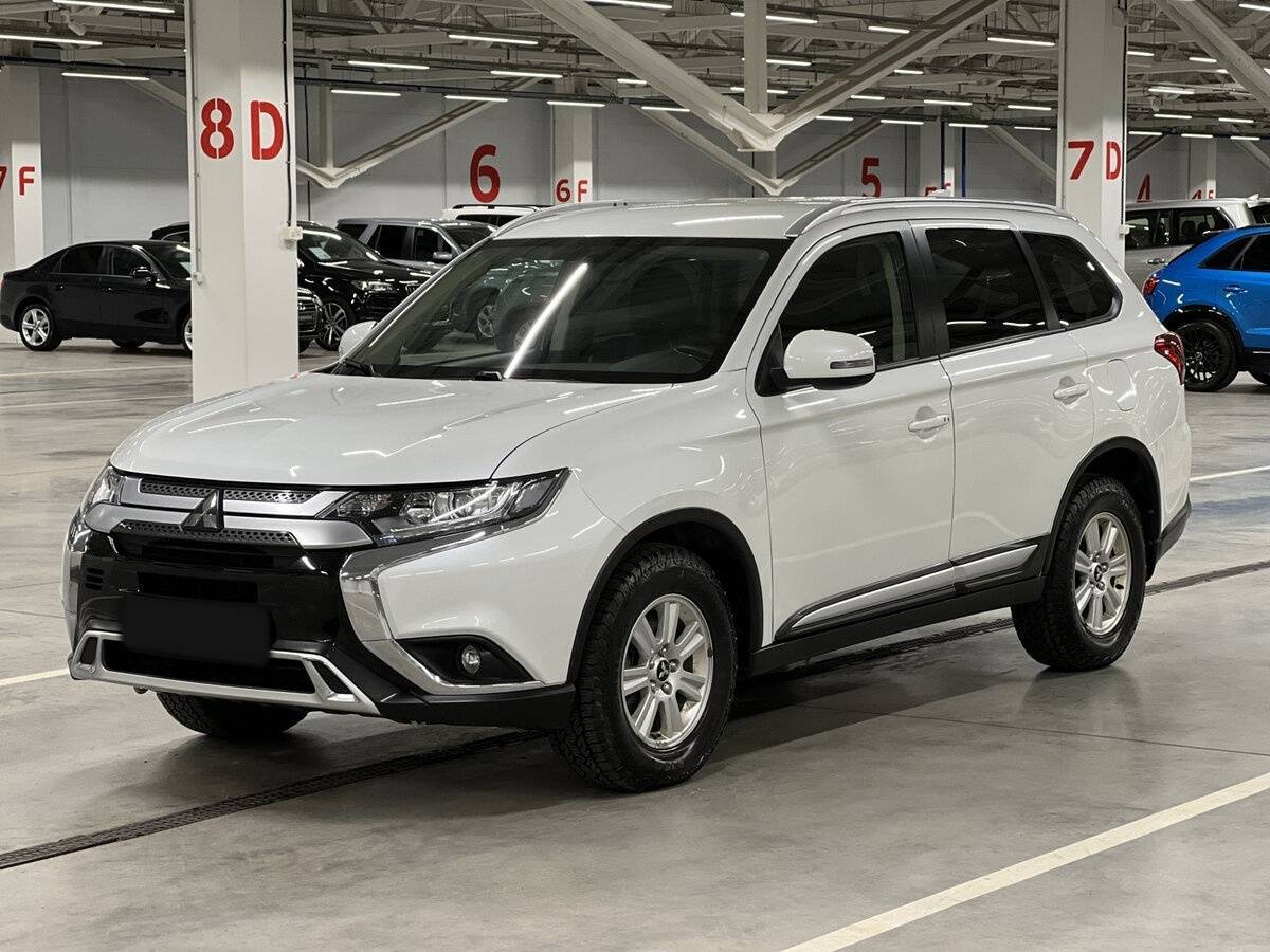 Mitsubishi Outlander с пробегом — 2021 год. Фото: #0