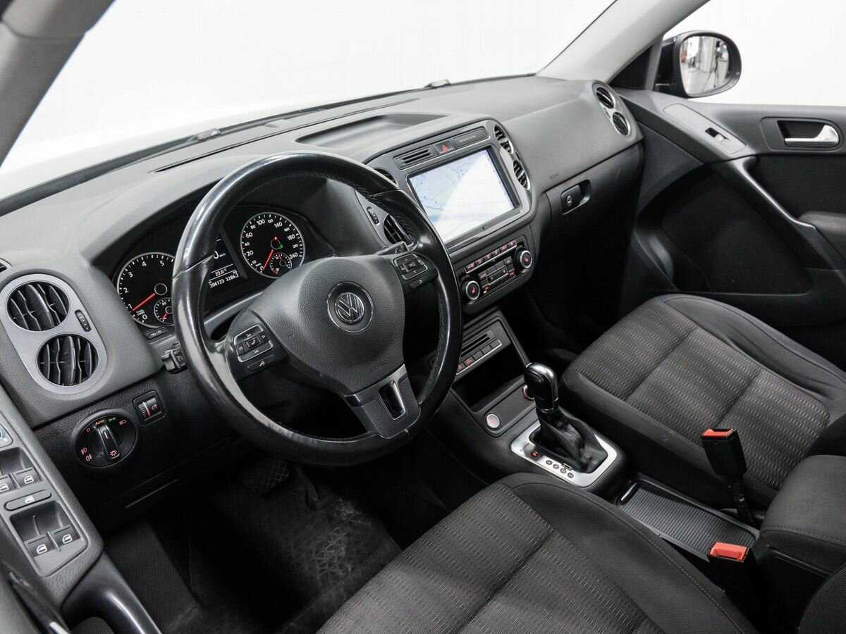 Volkswagen Tiguan с пробегом — 2013 год. Фото: #12