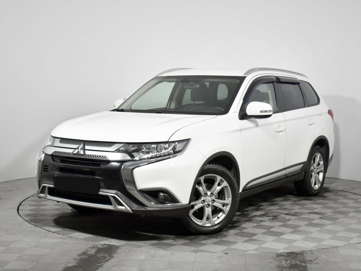 Mitsubishi Outlander с пробегом — 2020 год. Посмотреть фото