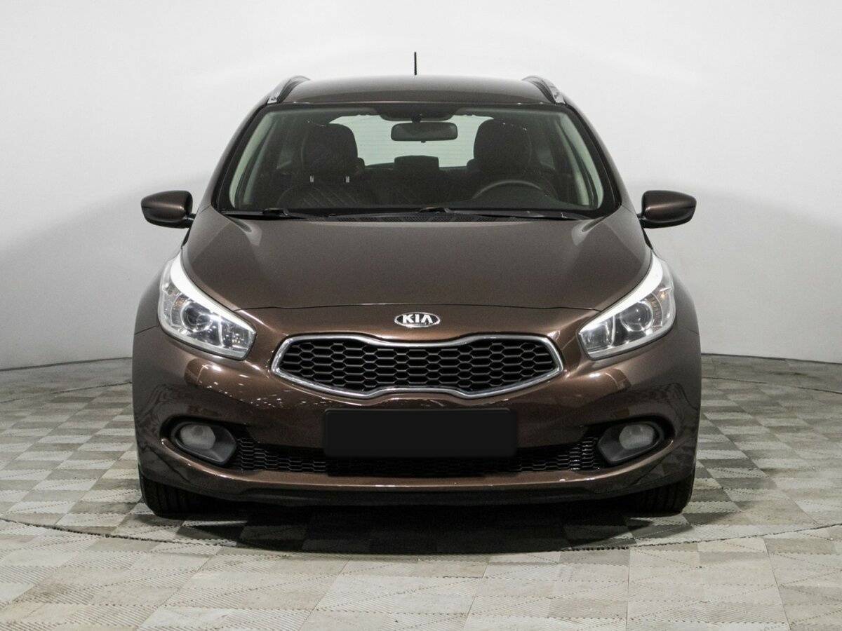 Kia Ceed с пробегом — 2013 год. Фото: #1
