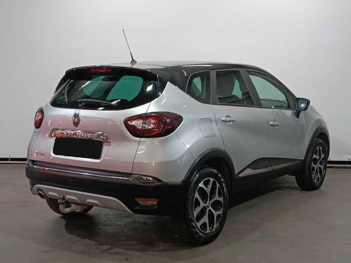 Renault Kaptur с пробегом — 2016 год. Фото: #4