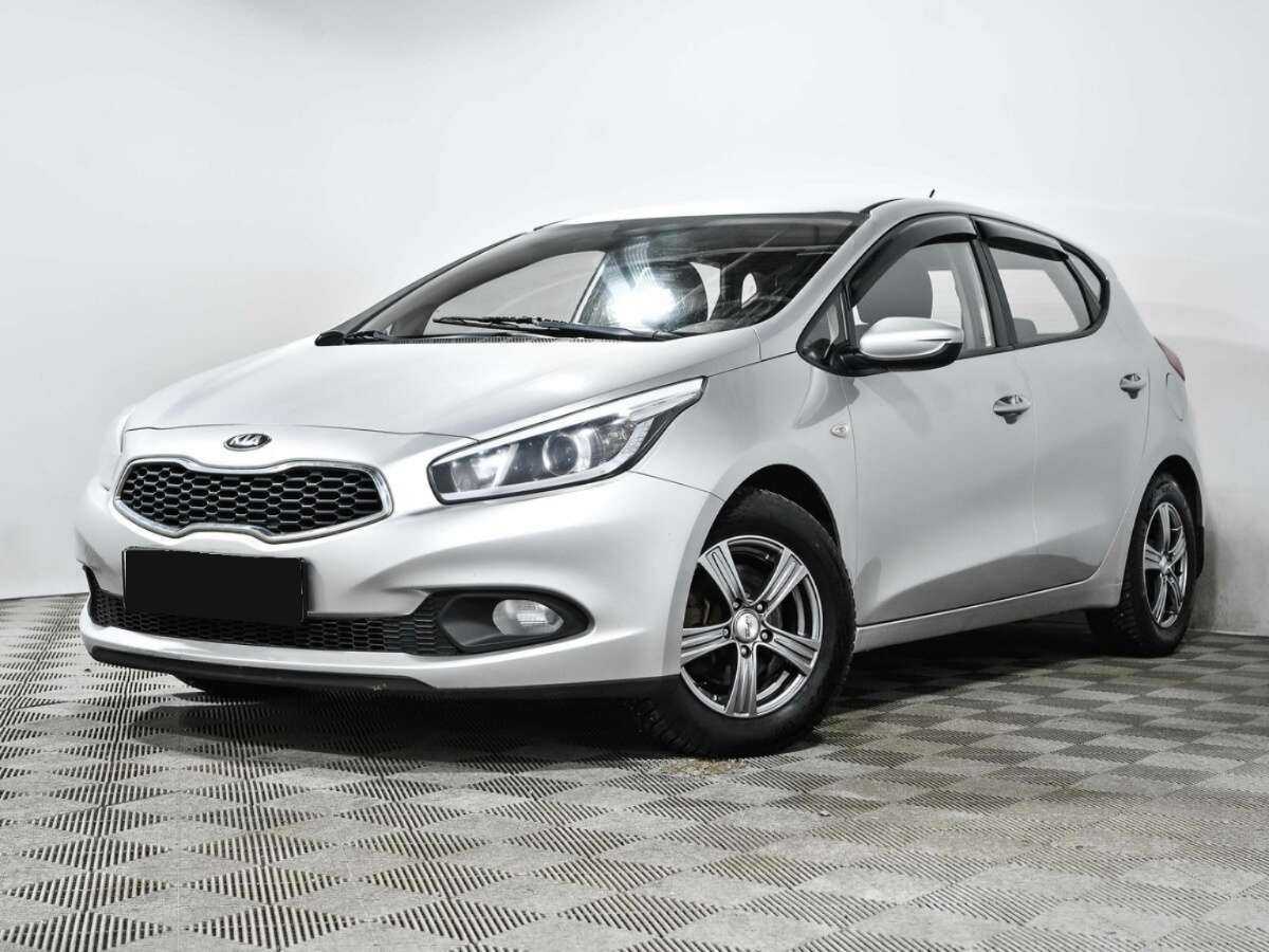 Kia Ceed с пробегом — 2012 год. Фото: #0
