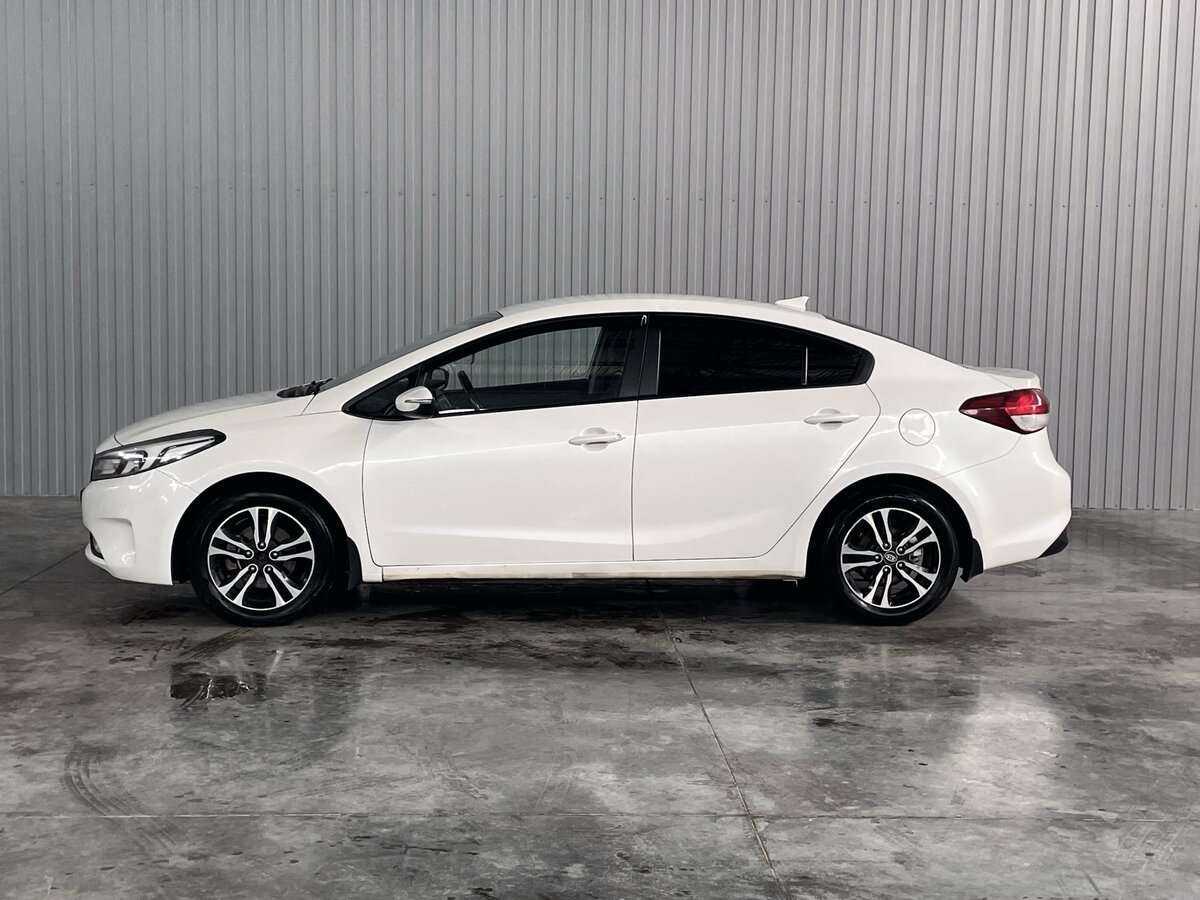 Kia Cerato с пробегом — 2017 год. Фото: #7