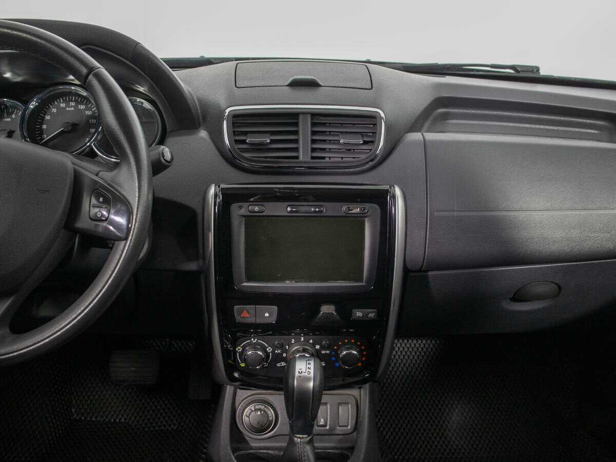 Nissan Terrano с пробегом — 2021 год. Фото: #13