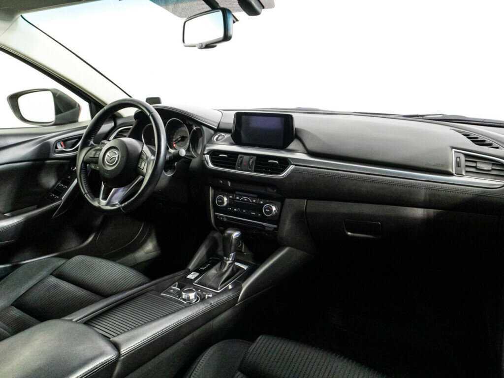 Mazda 6 с пробегом — 2015 год. Фото: #8