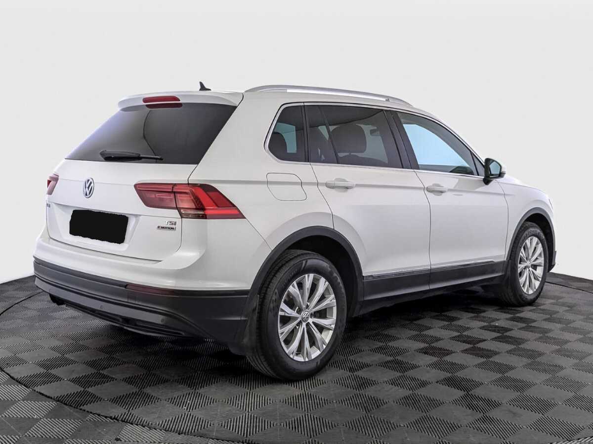 Volkswagen Tiguan с пробегом — 2017 год. Фото: #4