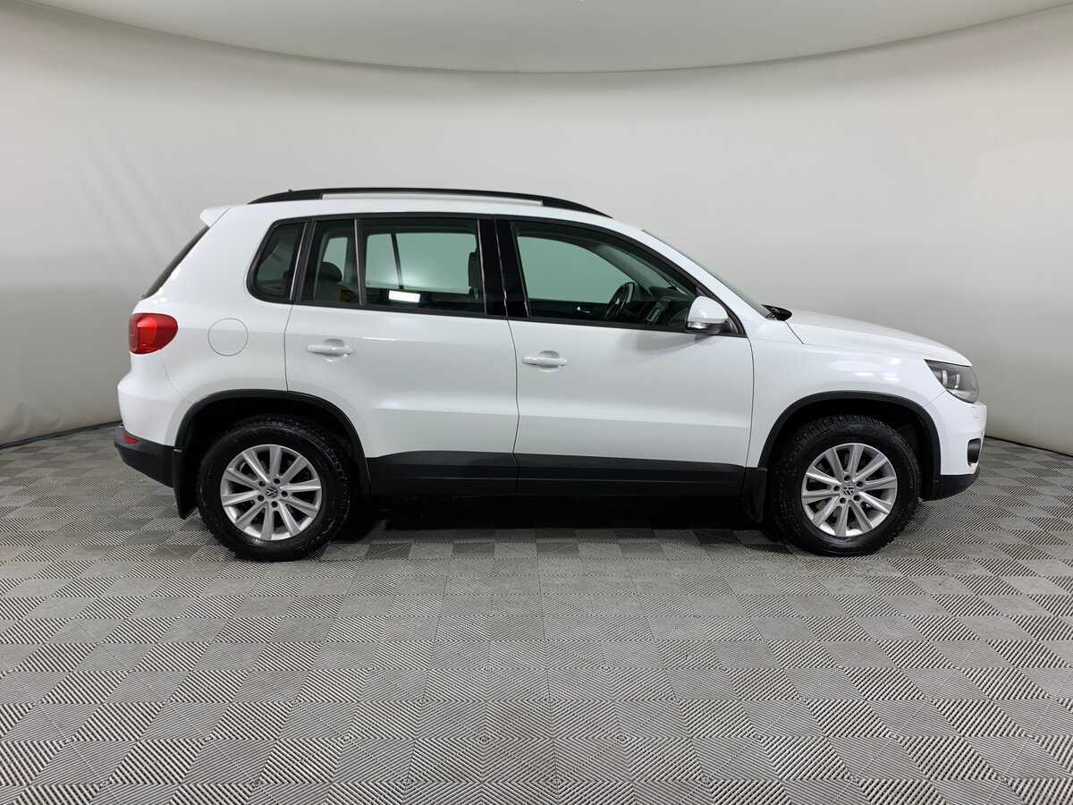 Volkswagen Tiguan с пробегом — 2015 год. Фото: #3