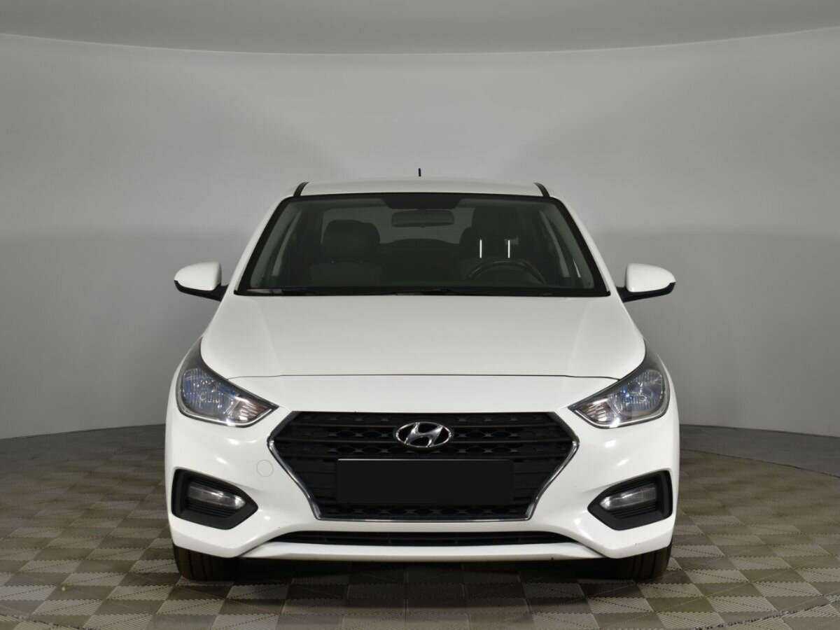 Hyundai Solaris с пробегом — 2018 год. Фото: #2