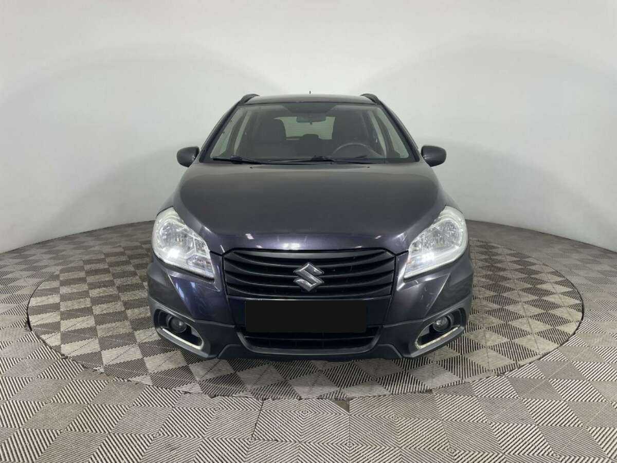 Suzuki SX4 с пробегом — 2014 год. Фото: #1