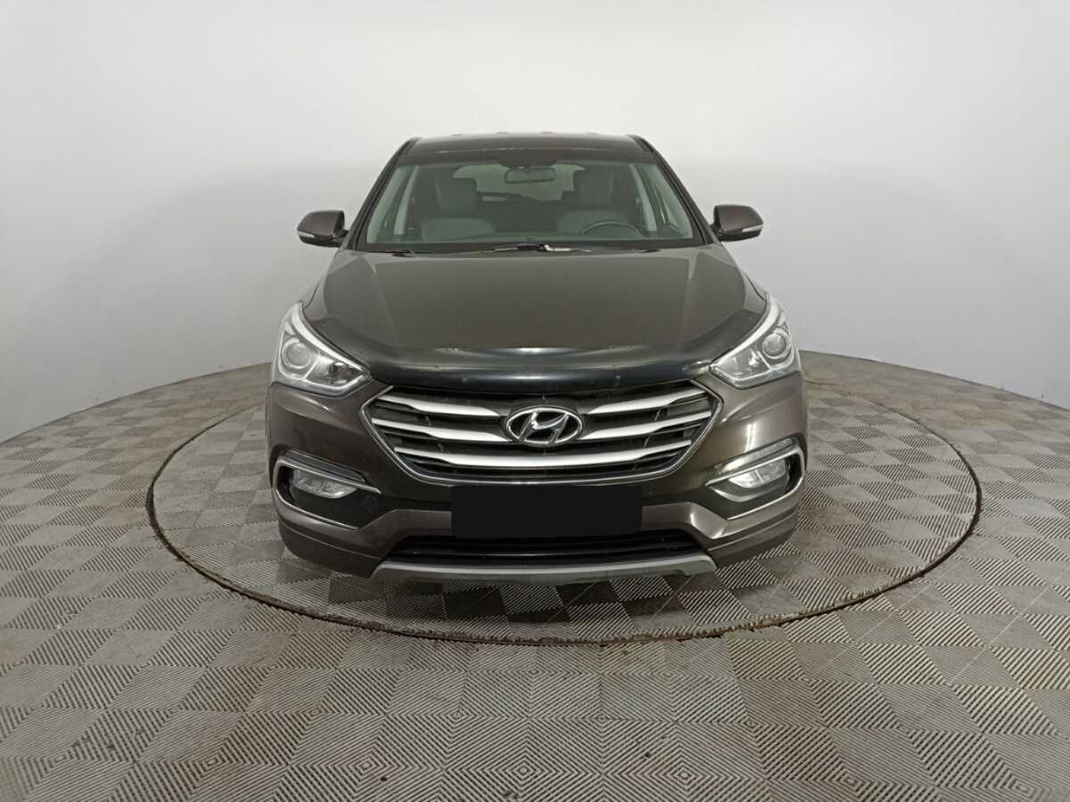 Hyundai Santa Fe с пробегом — 2017 год. Фото: #1