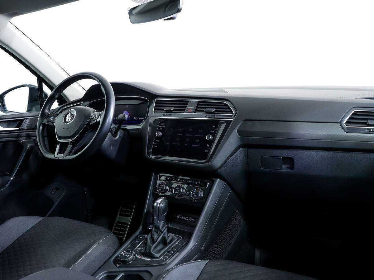 Volkswagen Tiguan с пробегом — 2018 год. Фото: #8