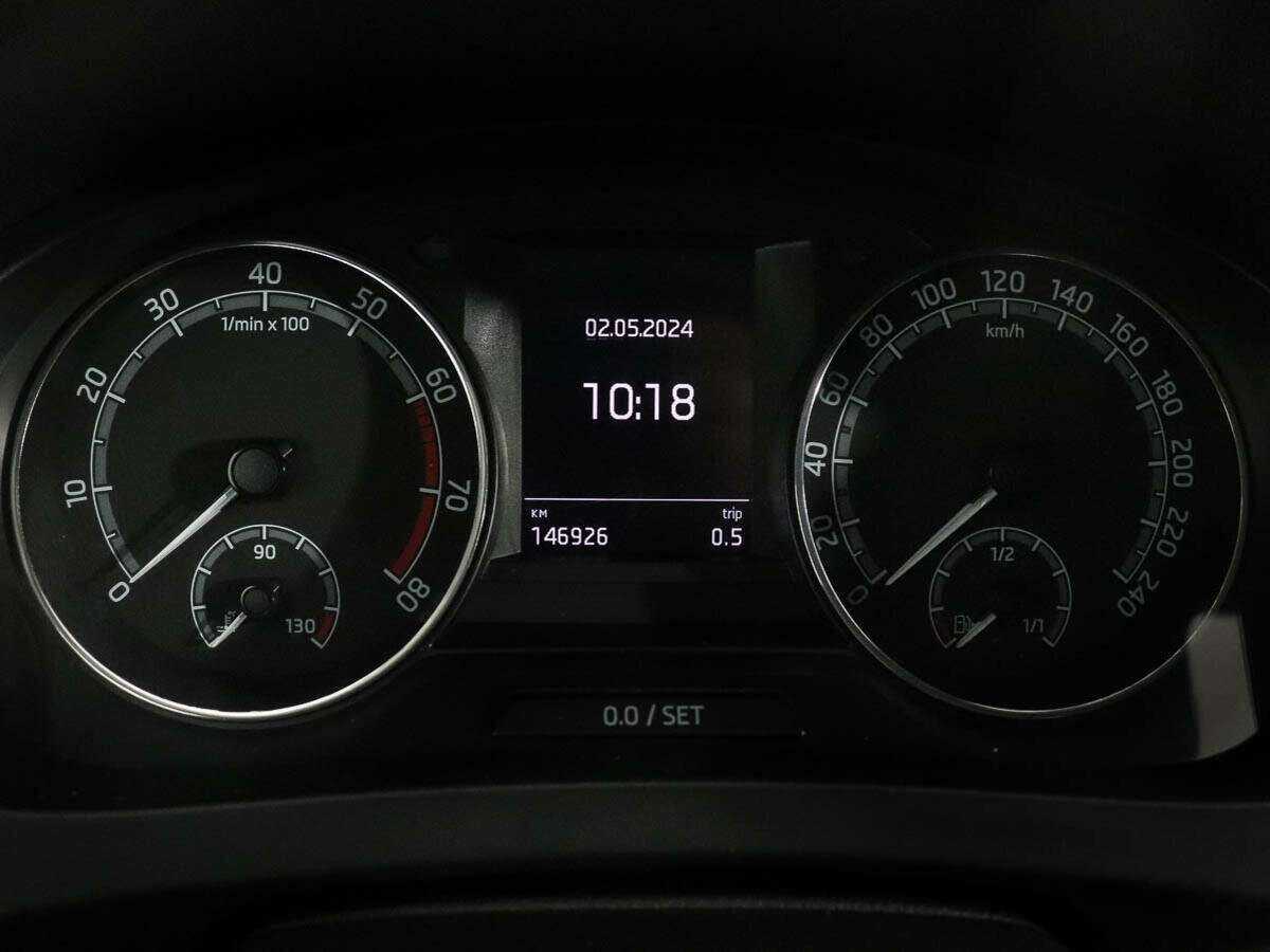 Skoda Rapid с пробегом — 2017 год. Фото: #9