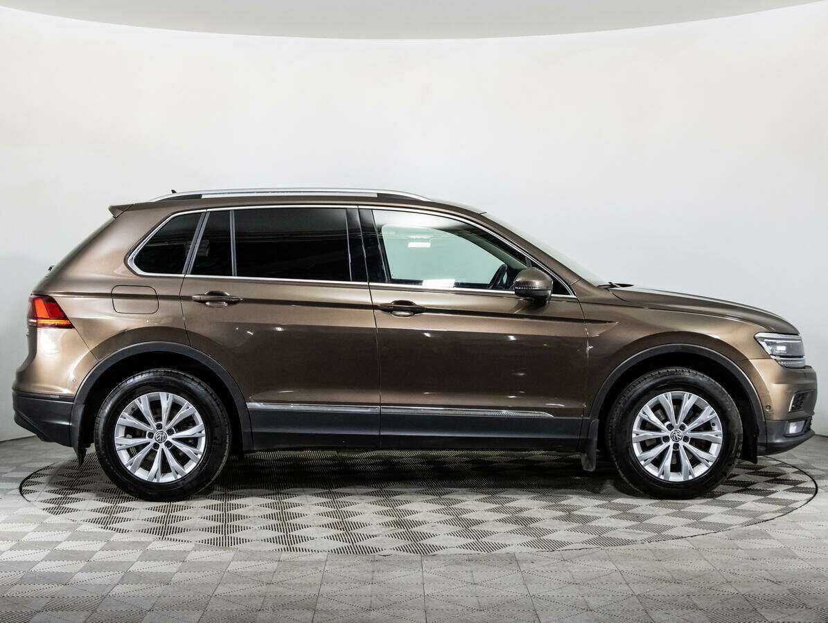 Volkswagen Tiguan с пробегом — 2017 год. Фото: #3