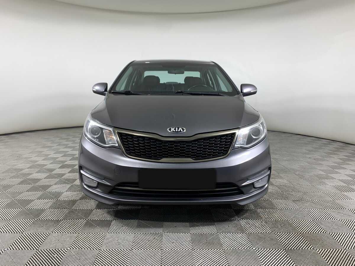 Kia Rio с пробегом — 2015 год. Фото: #1