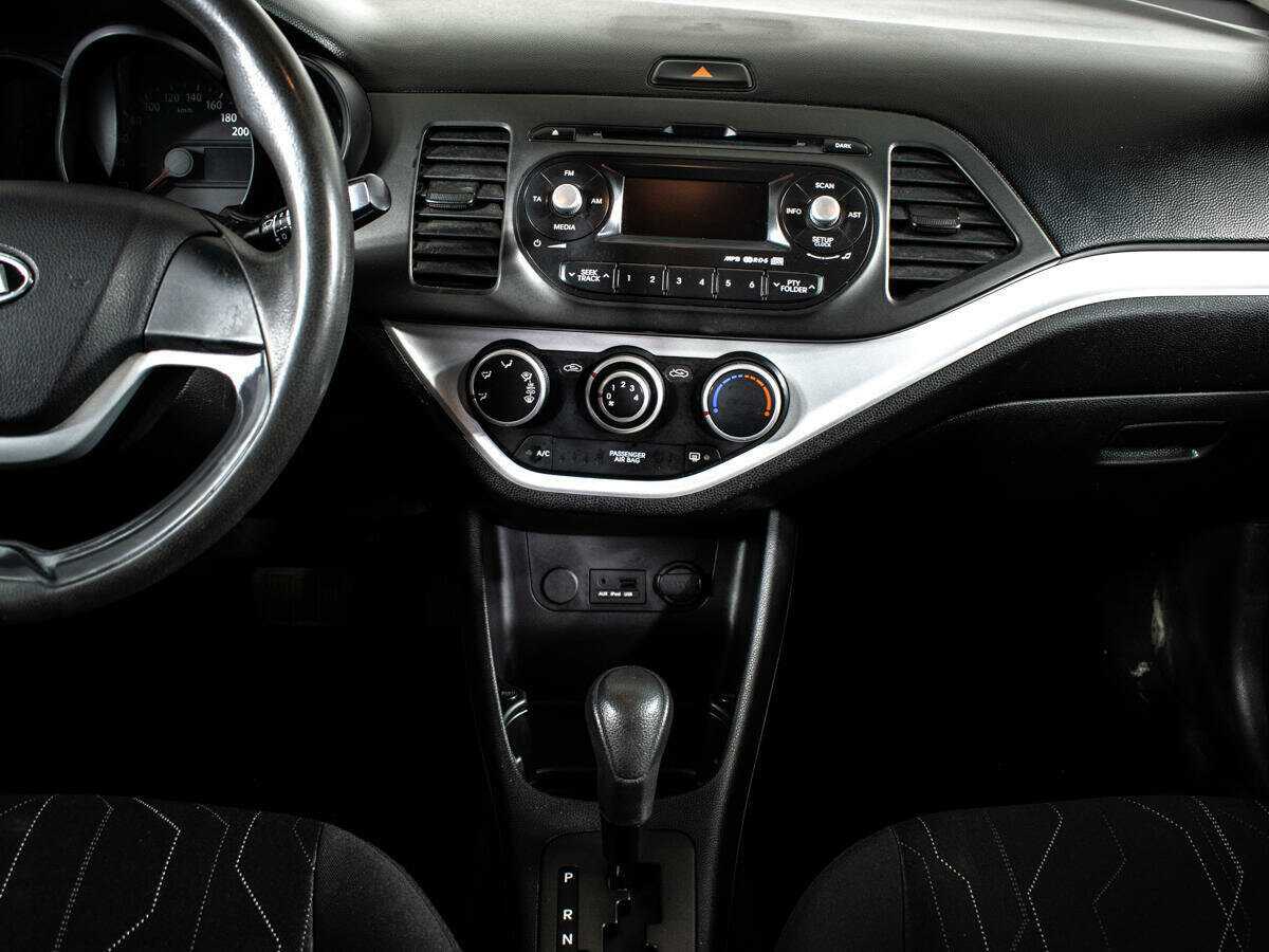 Kia Picanto с пробегом — 2012 год. Фото: #8
