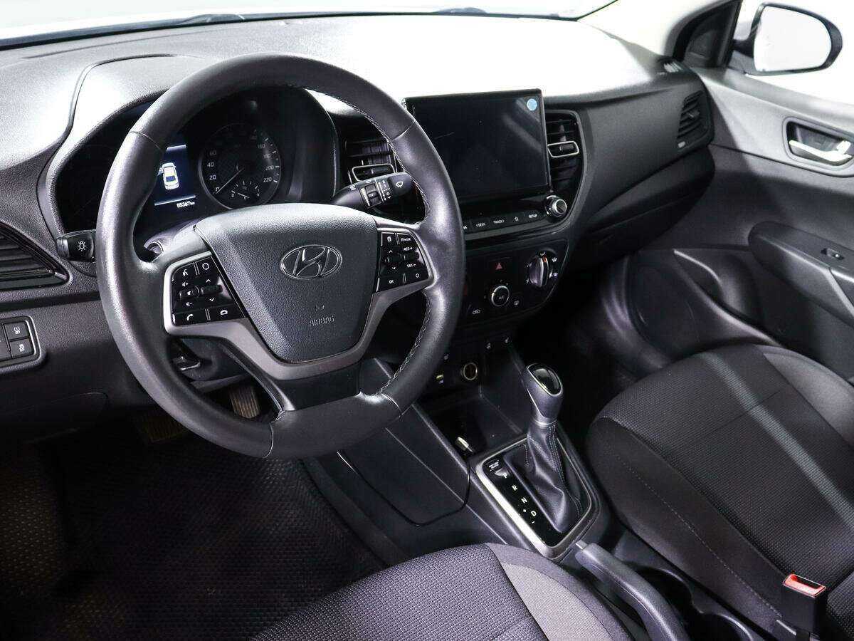 Hyundai Solaris с пробегом — 2020 год. Фото: #12