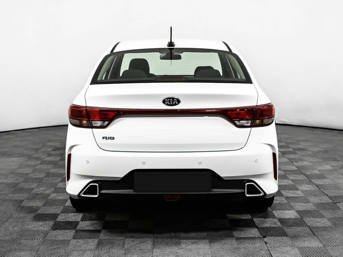 Kia Rio с пробегом — 2020 год. Фото: #5
