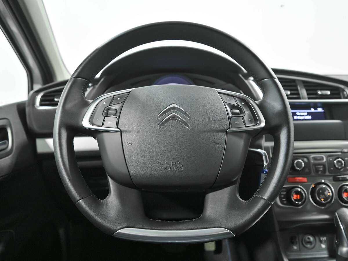 Citroen C4 с пробегом — 2016 год. Фото: #8