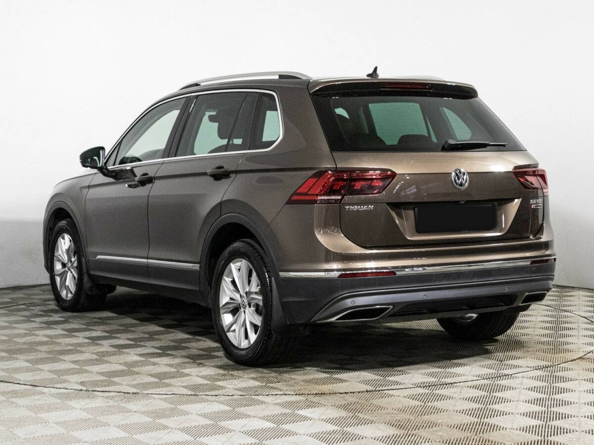 Volkswagen Tiguan с пробегом — 2017 год. Фото: #6