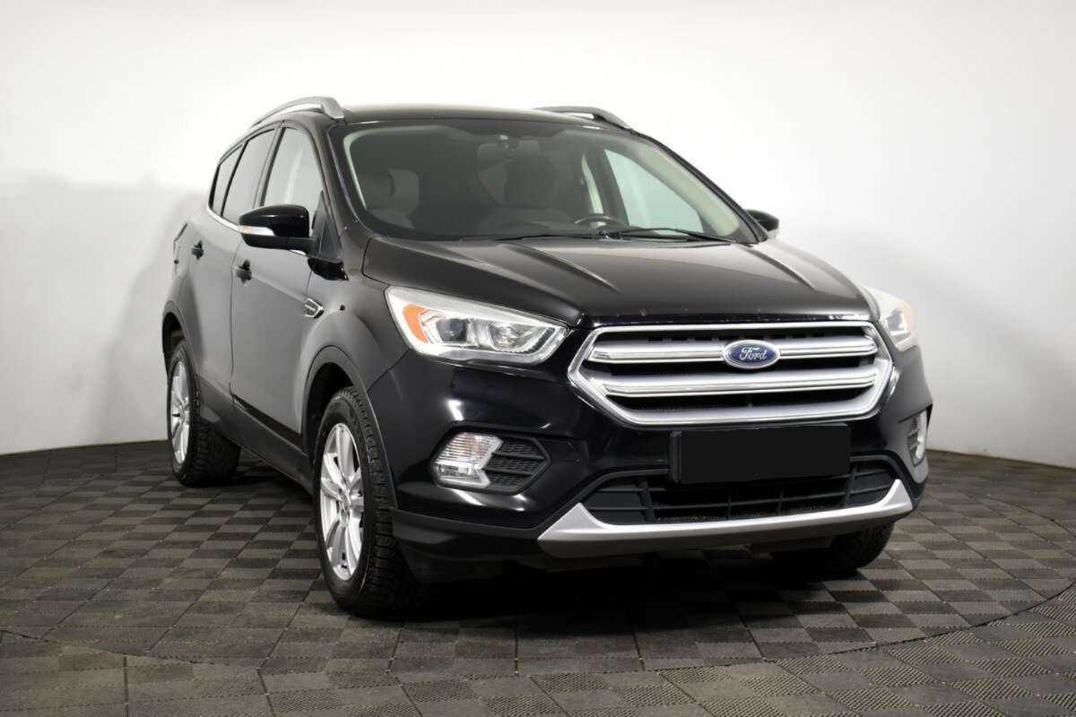 Ford Kuga с пробегом — 2017 год. Фото: #2