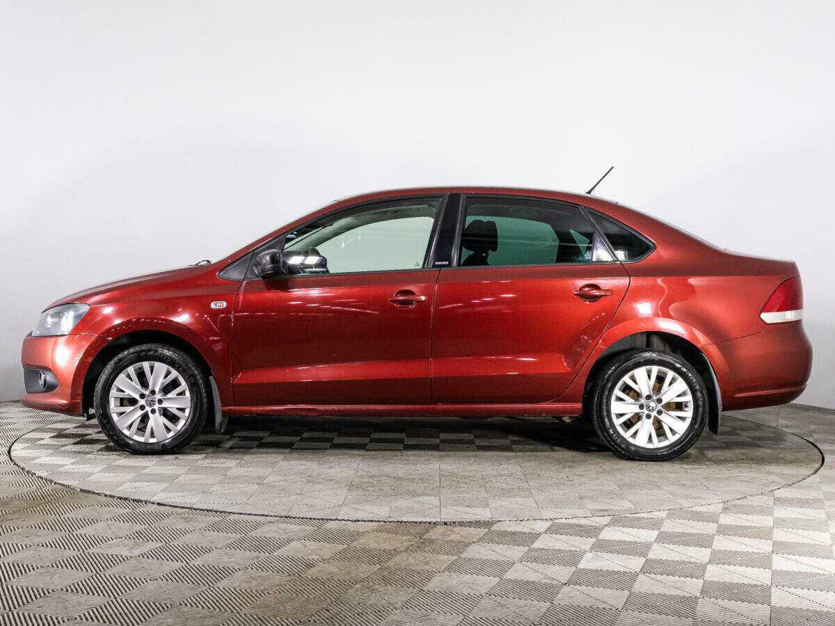 Volkswagen Polo с пробегом — 2014 год. Фото: #7